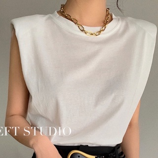 Áo sát nách độn vai kiểu dáng trẻ trung
