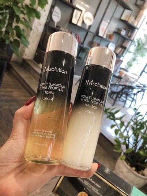 Bộ Dưỡng da JM Solution 4 món - Auth