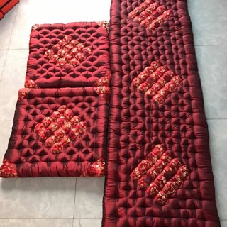 Thảm ghế vuông