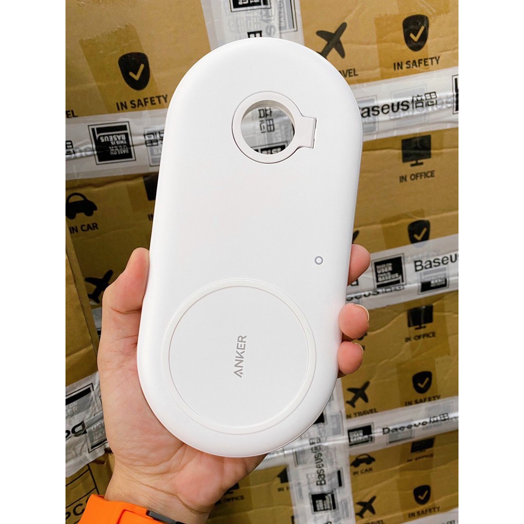 Đế sạc nhanh không dây 2 in 1 Anker PowerWave+ Pad with Watch Holder cho IPhone và Apple Watch