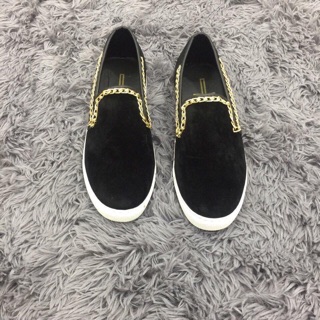 Giày slip on da lộn
