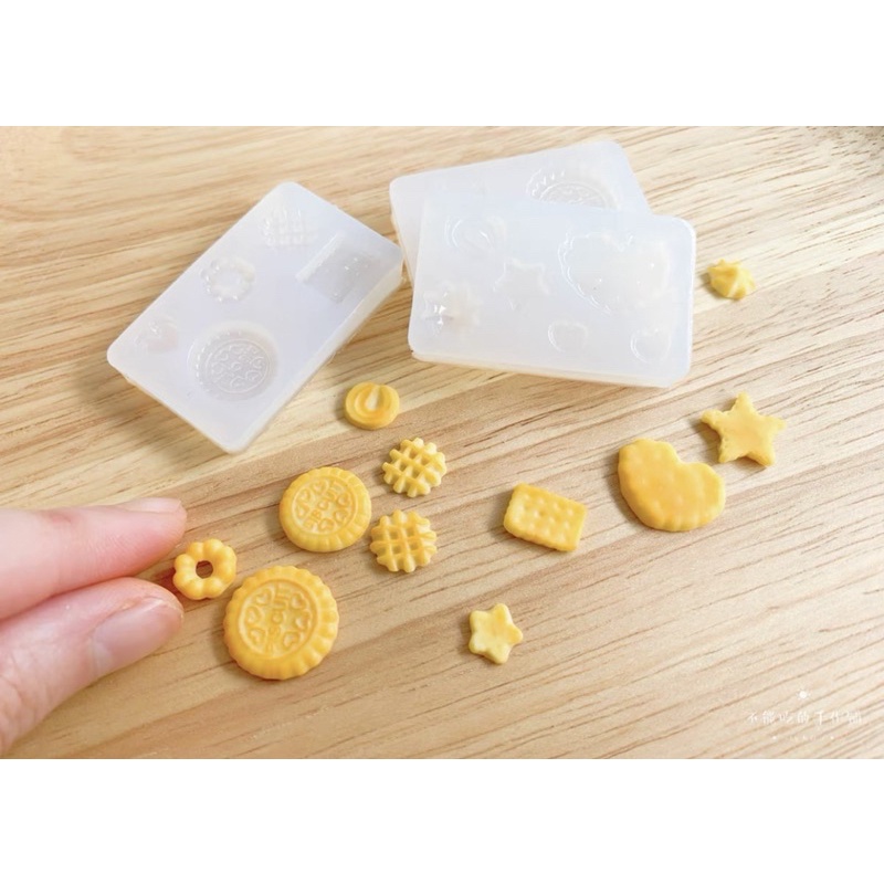 Khuôn Bánh macaron làm nail