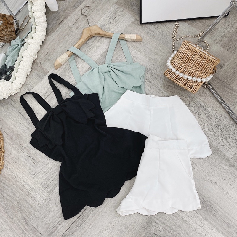 SET ÁO 2 DÂY YẾM NƠ NGỰC + SHORT LAI GỢN SÓNG