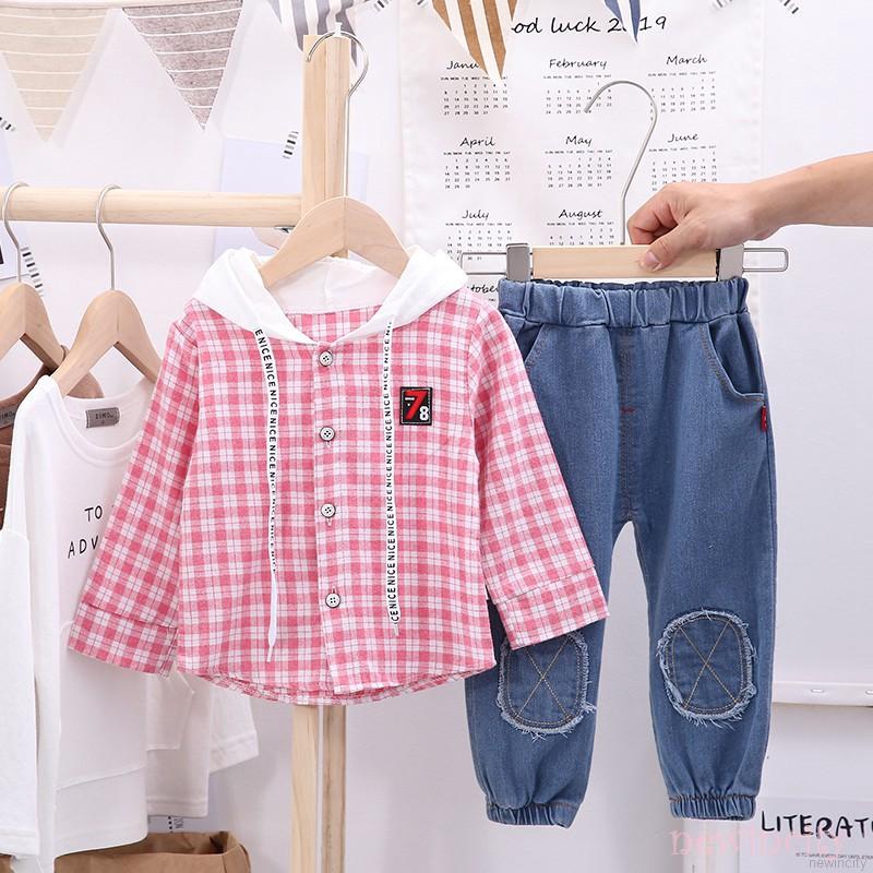 Set quần jeans kèm áo hoodie phong cách Hàn Quốc thời trang cho bé trai
