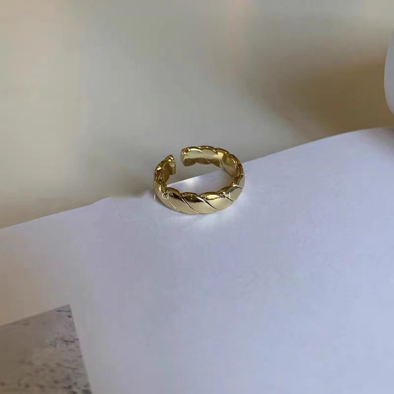 Nhẫn Đeo Tay Hình Dây Thừng Xinh Xắn Cho Nữ