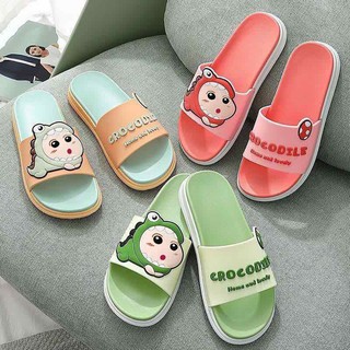 15T012 Dép cá sấu CROCODILE
