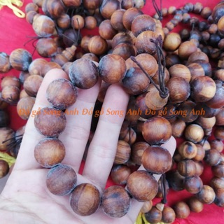 Vòng gỗ Hoàng đàn