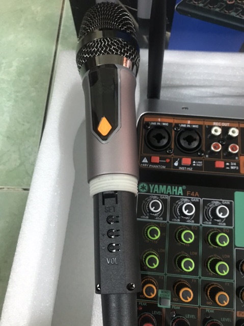 Mixer F4 livestream kèm 2 Mic