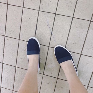 Giày xinh mua 1 được 2 ạ 