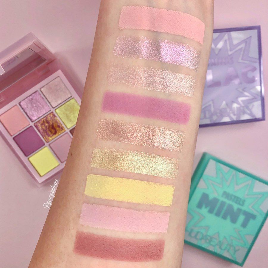 Bảng phấn mắt Huda Beauty Pastel Rose Obsessions Palette