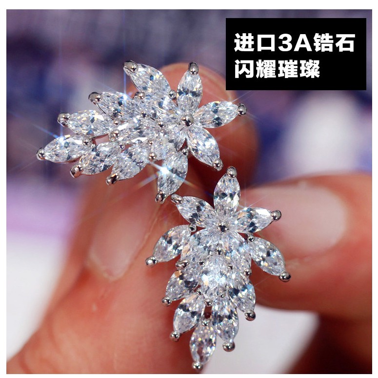 Khuyên Tai Nữ Hình Chiếc Lá Thời Trang