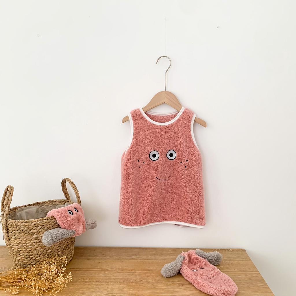 Bộ Áo Liền Quần Không Tay + Vớ Bông Cho Bé