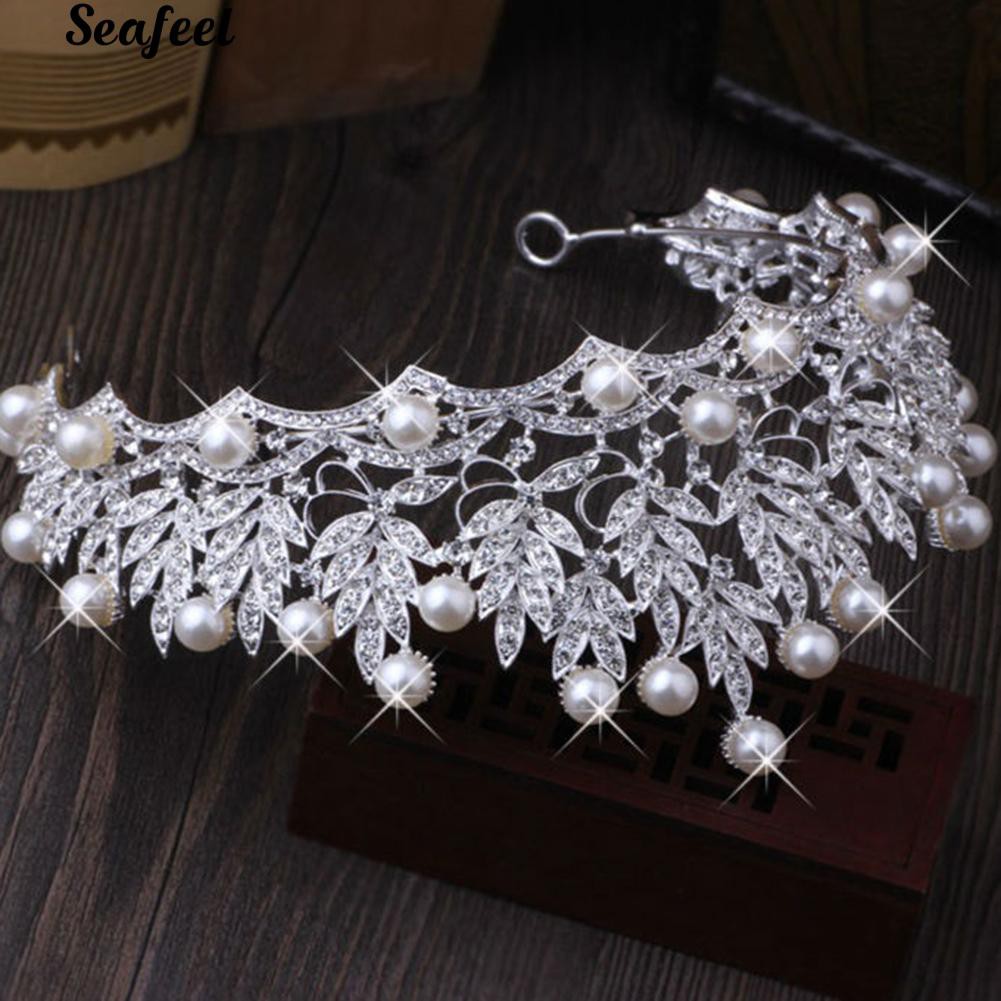 Vương miện đính ngọc trai nhân tạo cho cô dâu