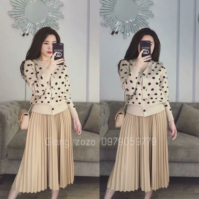 Chân váy xếp ly