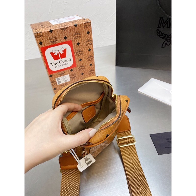 TÚI ĐEO CHÉO MCM NỮ