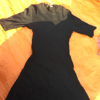 Pass zara auth size S form nhỏ < 52 kg vừa