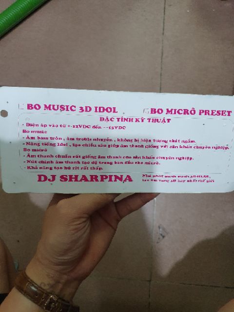 Bo mic chống hú