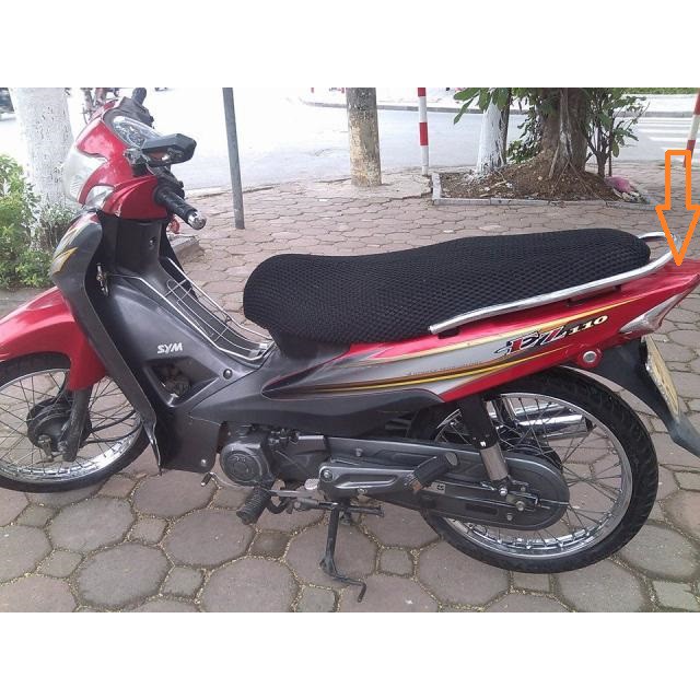 Ốp đuôi xe SYm Ez 110 màu đỏ