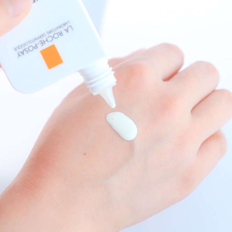 La Roche-Posay Kem Chống Nắng  Anthelios Fluide Invisible SPF 50+ 50ml | BigBuy360 - bigbuy360.vn
