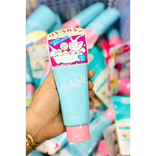 Kem tẩy tế bào chết & trắng da vùng nách Wakilala Clear Wash 90g