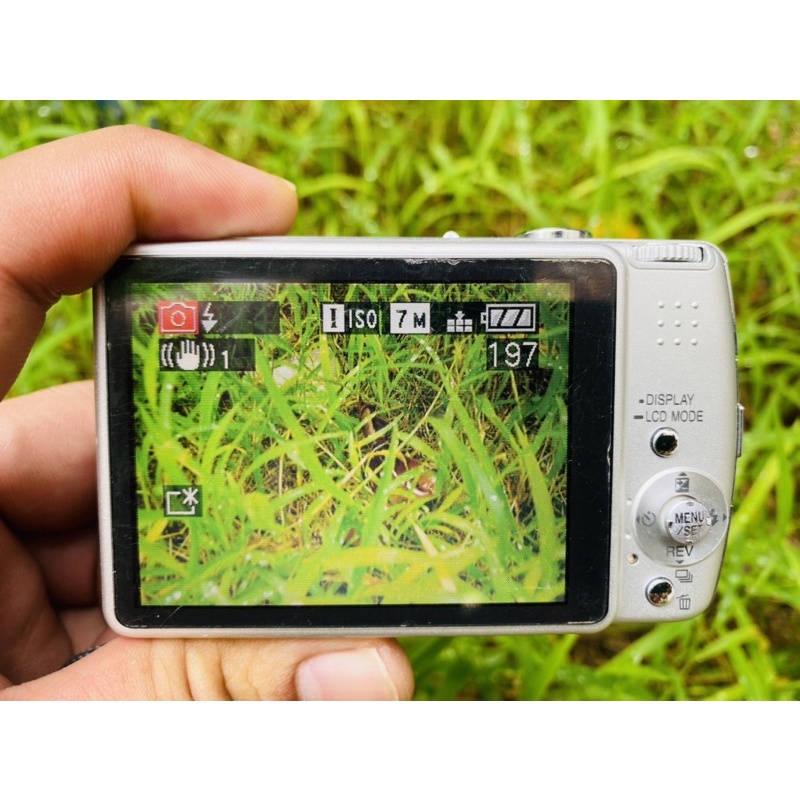 Máy ảnh kts Panasonic Lumix FX50 nội địa Nhật