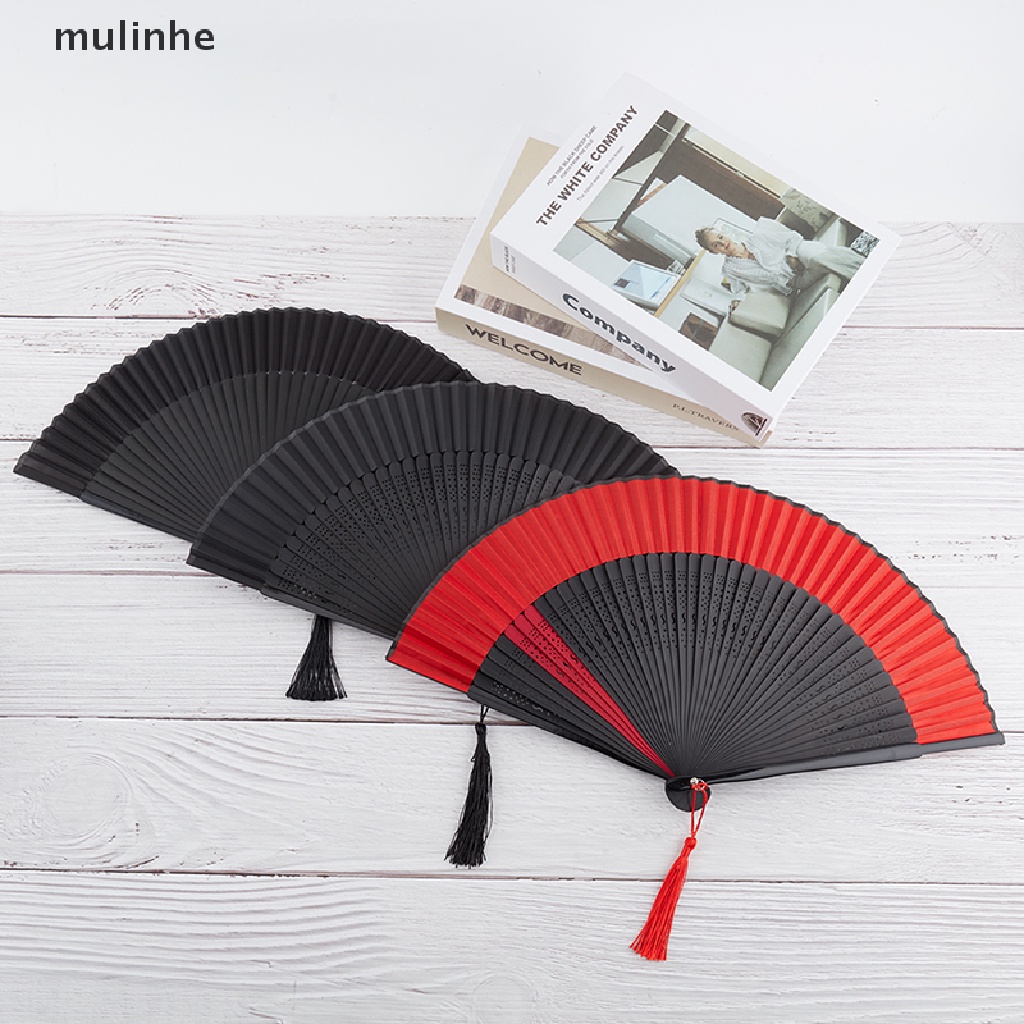 Quạt Xếp Màu Đen Phong Cách Trung Hoa Cổ Điển