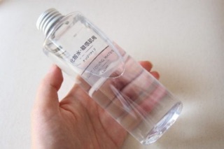 Nước hoa hồng muji