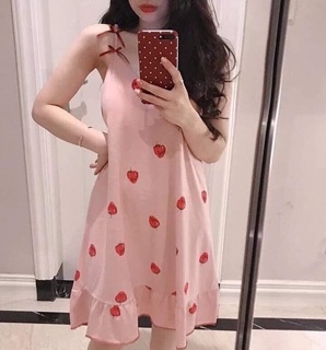 Váy ngủ hai dây dễ thương