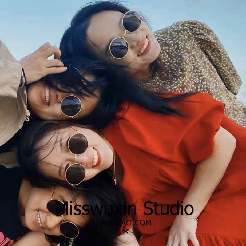 Kính râm thầy bói thời trang gọng đen vàng _ LOOK