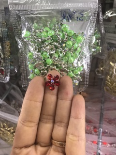 Đá hoa mai đính móng