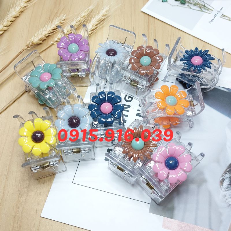 Kẹp càng cua 5 chấu nhựa trong hoa màu, kẹp tóc đính hoa