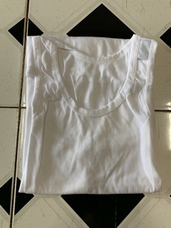 Áo thun trắng ba lỗ