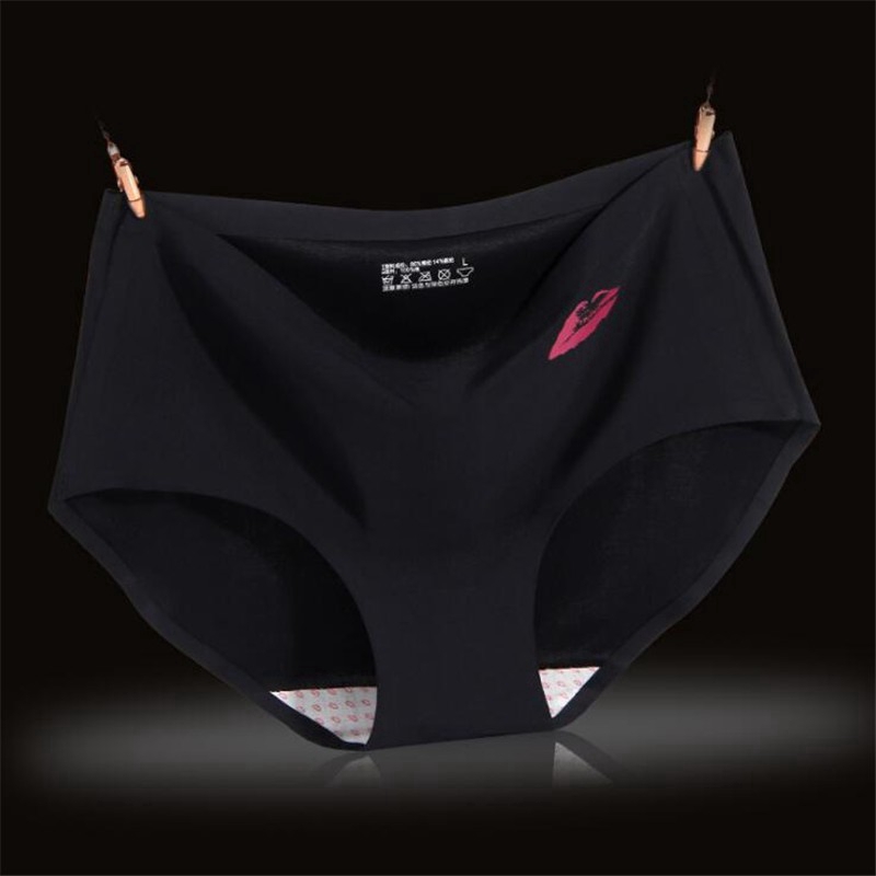 Quần lót lụa không đường may thoáng khí cho nữ