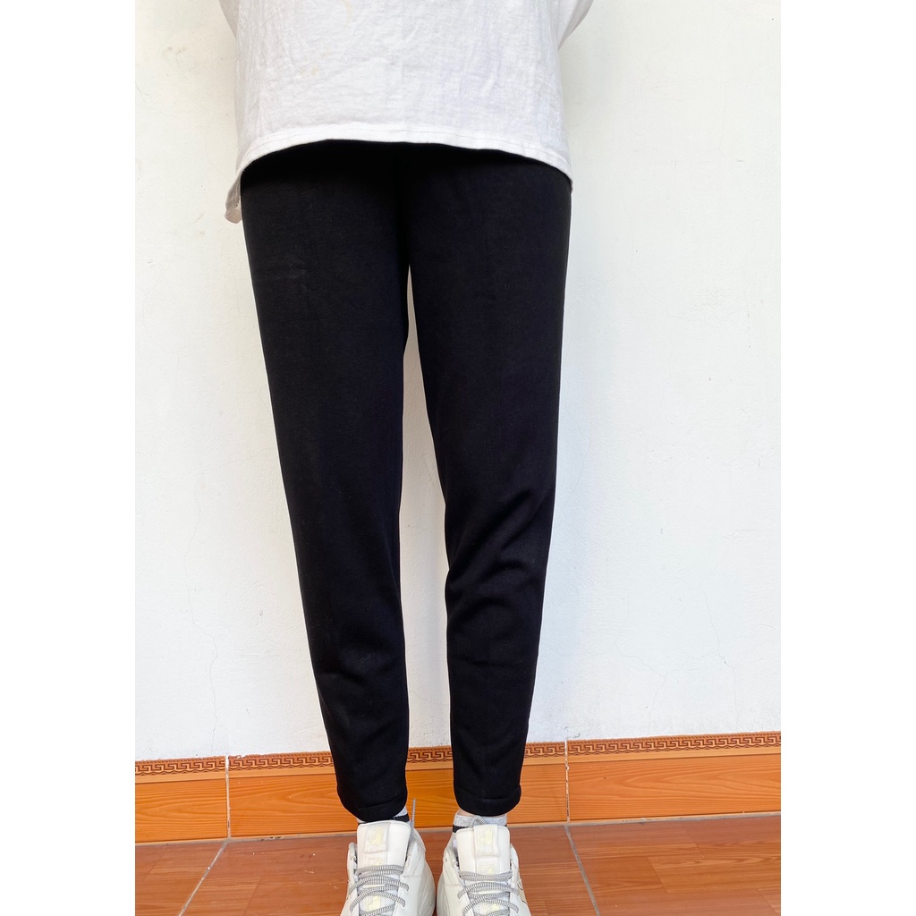 Quần Baggy Nỉ Lông  bên trong lót lông dày dặn, dáng baggy phù hợp mọi phong cách