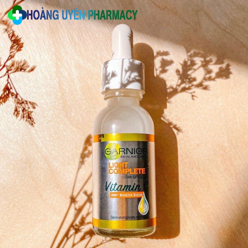 Tinh chất vitamin C Garnier trắng da mờ thâm 30ml