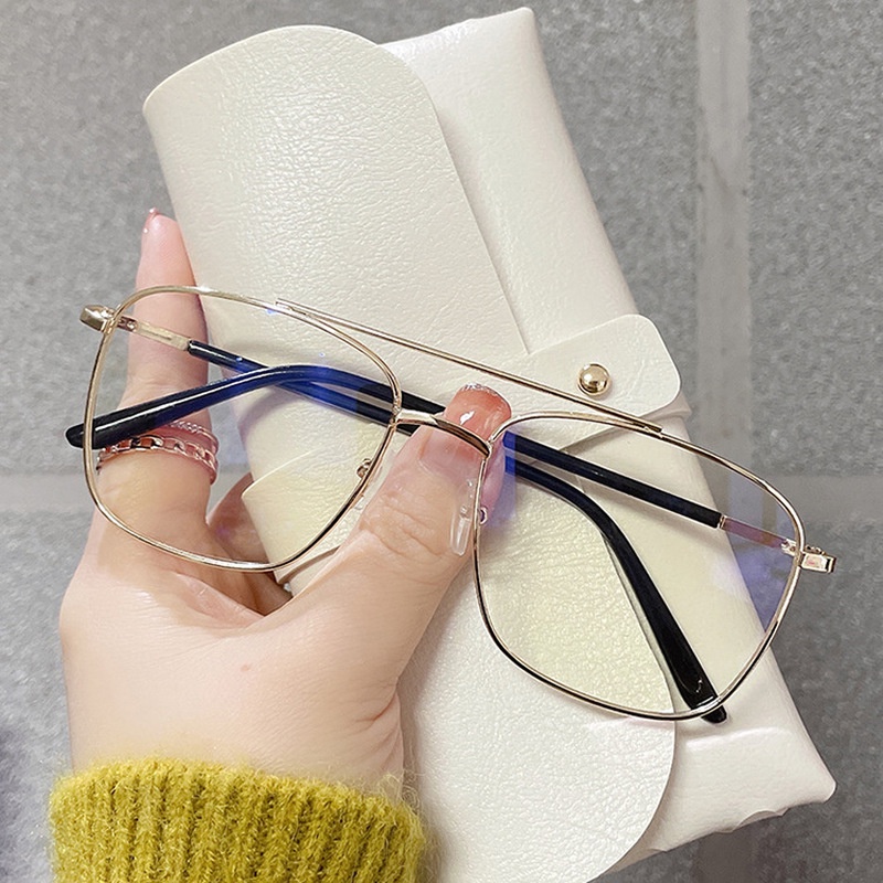 (AIMURUSI) COD Mát Gọng Vuông Kim Loại Thời Trang Hàn Quốc Phong Cách Retro Cá Tính Chống Ánh Sáng Xanh Kính