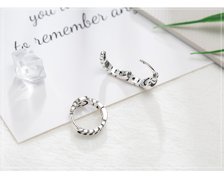 Khuyên tai dáng tròn họa tiết mặt cười phối dây xích phong cách độc đáo 22629