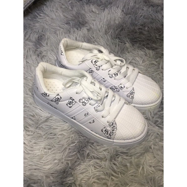 Giày thể thao mũi sò hoạ tiết gấu đáng yêu kèm ảnh thật