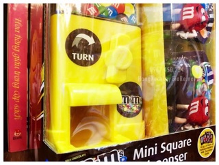 Máy Lấy Kẹo M&M Loại Lớn
