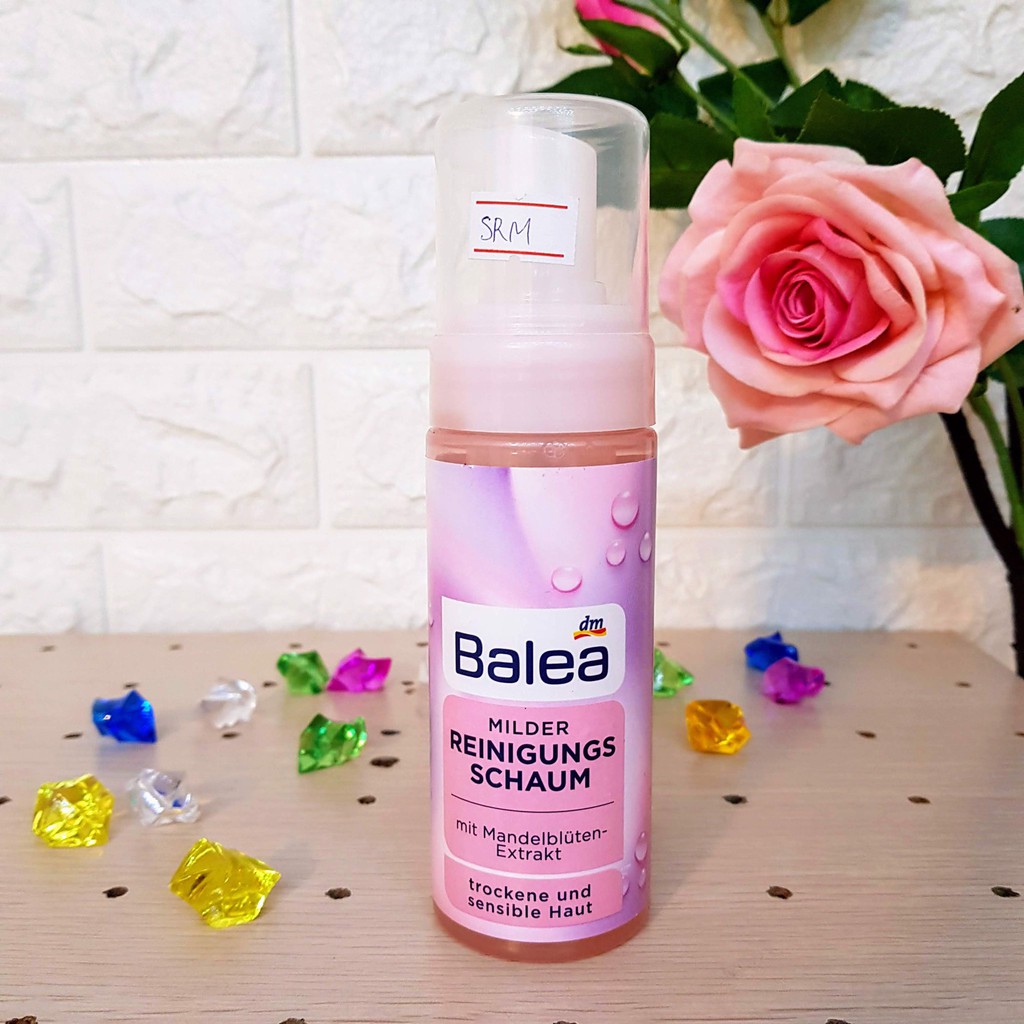 Sữa Rửa Mặt Tạo Bọt Balea Cho Da Khô Và Nhạy Cảm, 150ml