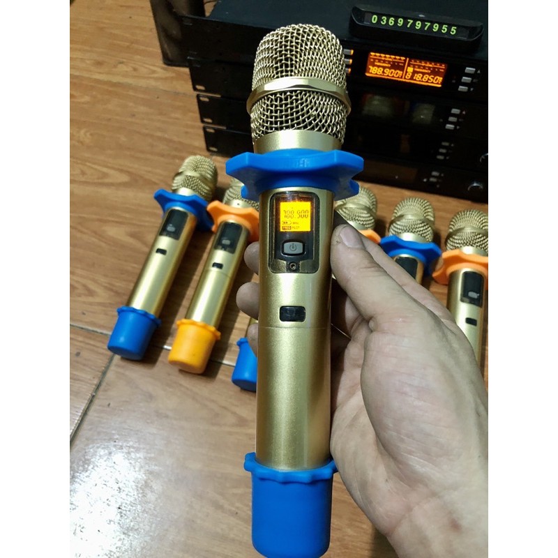 Micro không dây 6 số hàng bãi