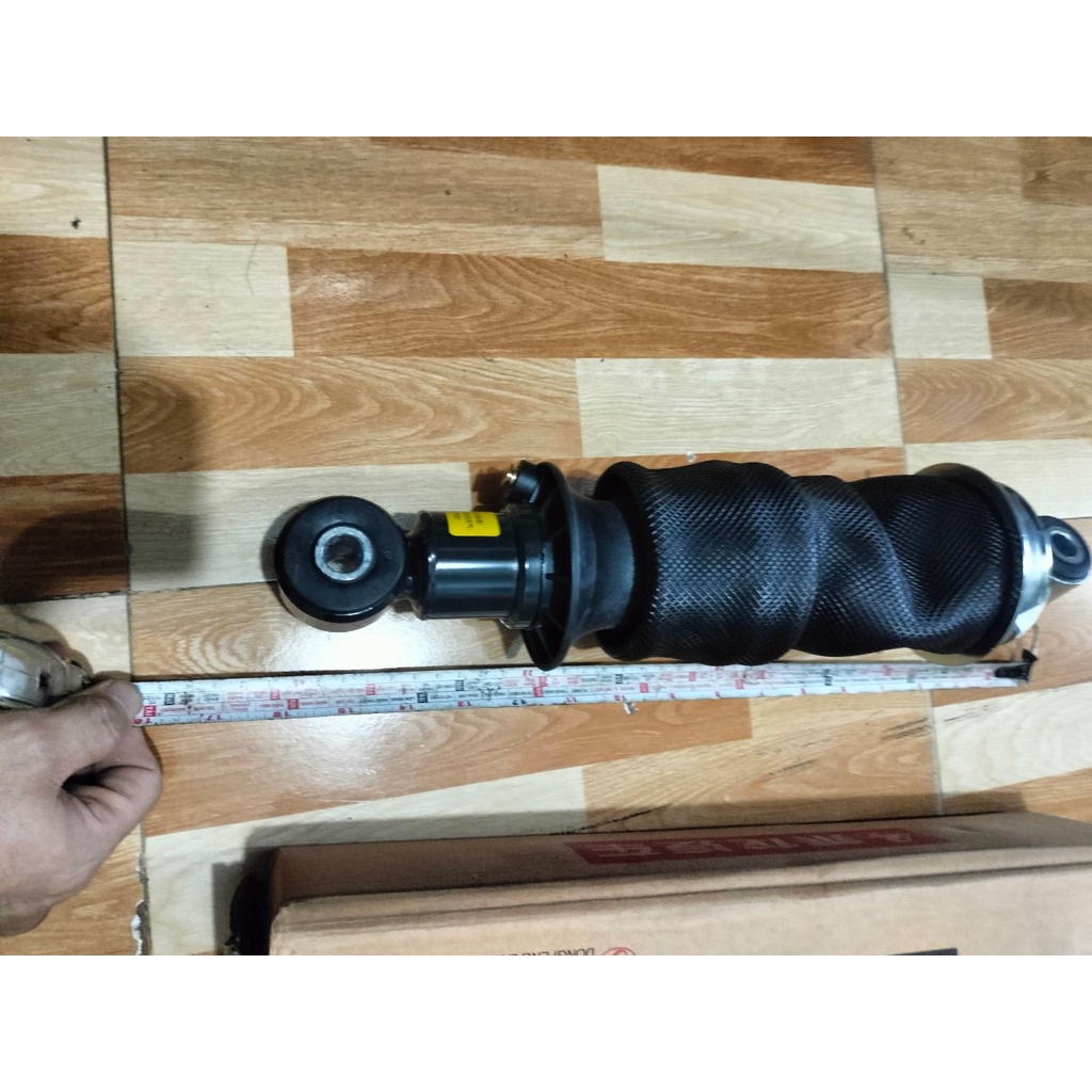 Phuộc nhún, Giảm xóc trước, sau xe Chenglong 310, 340, đầu kéo, kiểu bóng hơi