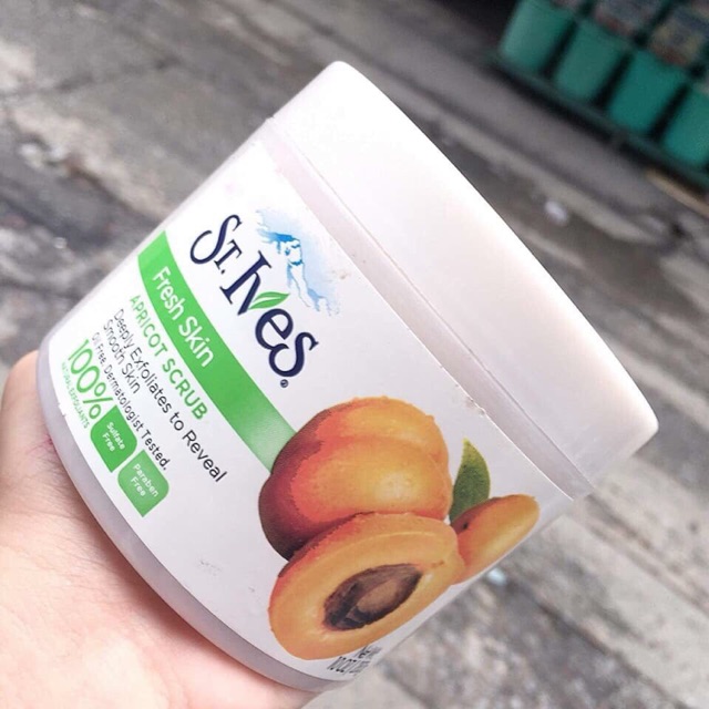 [chính hãng] kem tẩy da chết toàn thân St.lves blemish control apricot scrub 283g