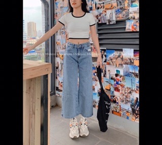 Áo croptop viền cổ