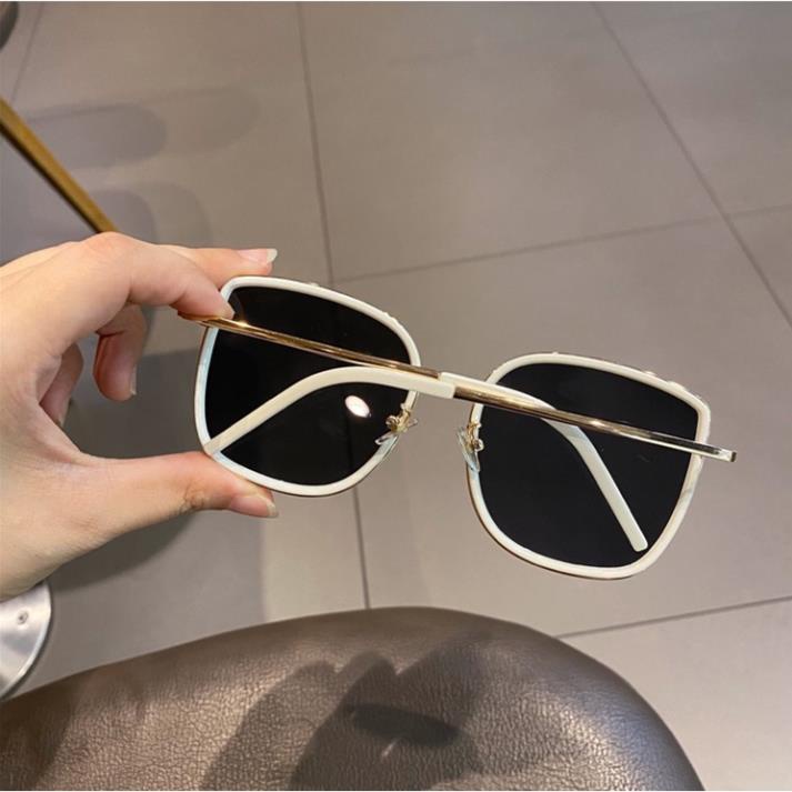 Kính mát thời trang nữ siêu đẹp phòng cách Hàn Quốc D139