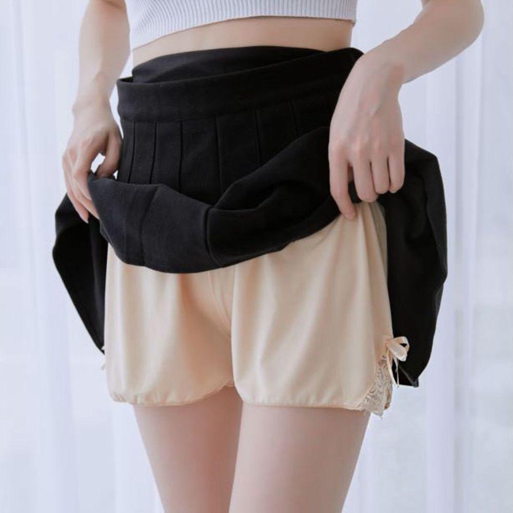 Quần Short An Toàn Bằng Lụa Satin Phối Ren Mỏng Thời Trang Mùa Hè Dành Cho Nữ