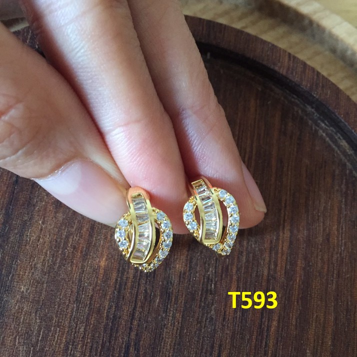 Khuyên tai Mạ vàng 18k đính đá T593 Hợp kim không rỉ S925 NaMoo Jewelry