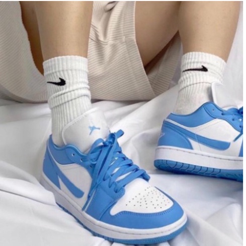 Tất vớ Nike trắng đen nam nữ thể thao thời trang loại cổ cao, hàng dệt kim cao cấp