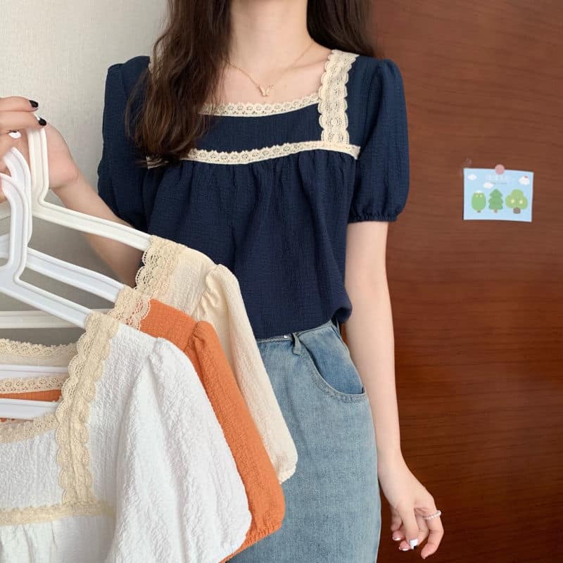Áo xốp viền ren tiểu thư tay ngắn