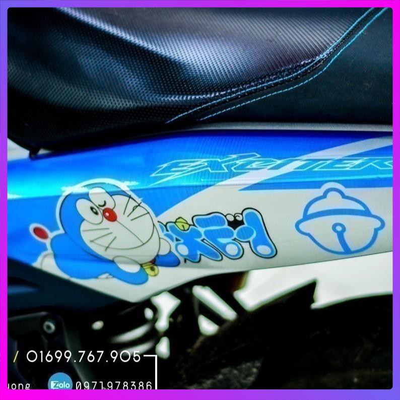 [TEM XE EXCITER 150] Tem Trùm Exciter 150 Doraemon Xanh Bạc Cực Dễ Thương - Decal Candy